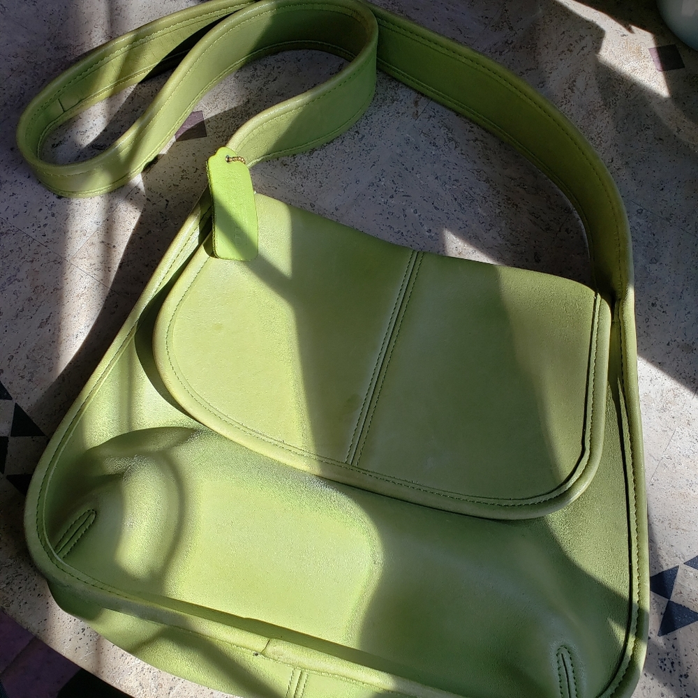 Vintage 90s Coach Ergo Flap Purse #9034